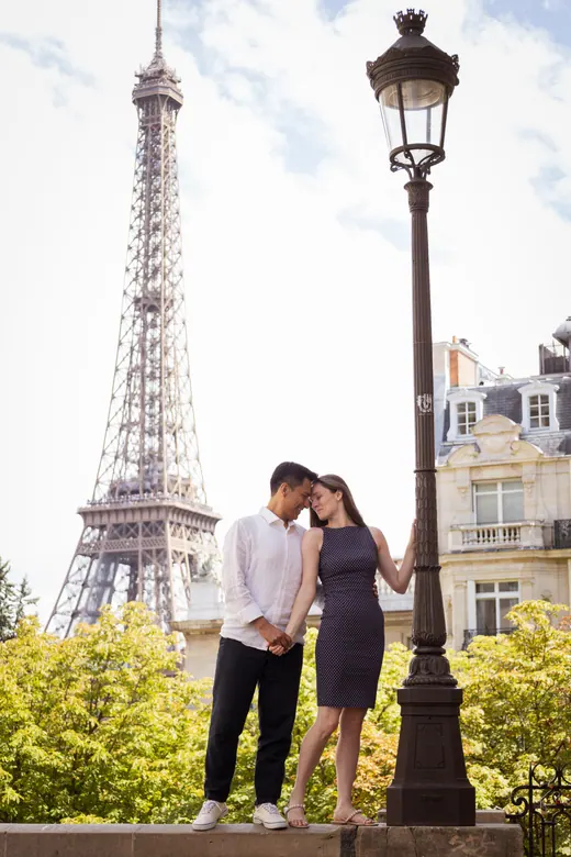 Photograph from the Couple — Bir-Hakeim, day session in Paris by Anna