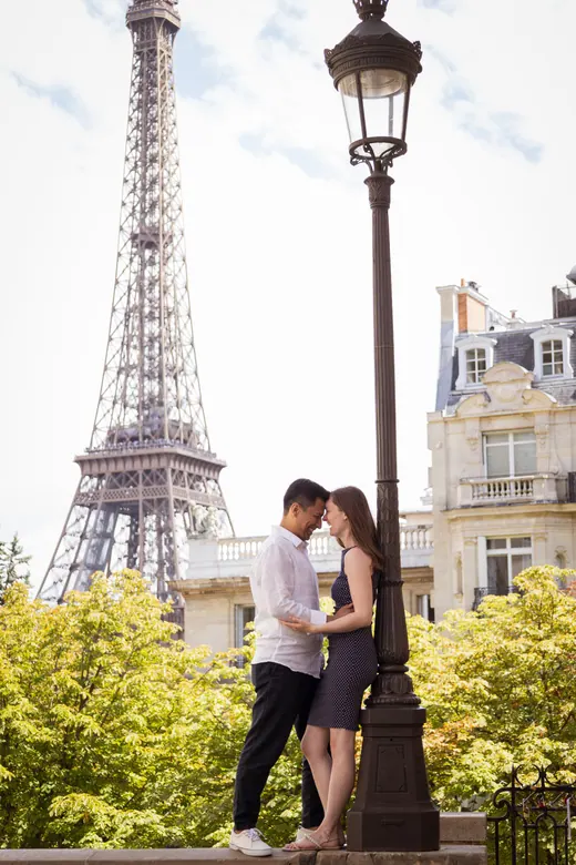 Photograph from the Couple — Bir-Hakeim, day session in Paris by Anna