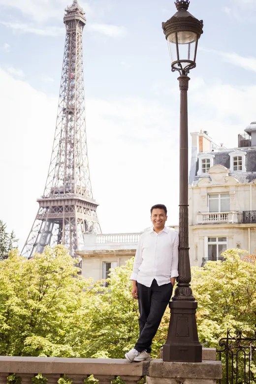 Photograph from the Couple — Bir-Hakeim, day session in Paris by Anna