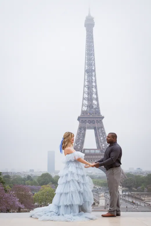 Photograph from the Blue tulle — Eiffel, day session in Paris by Anna