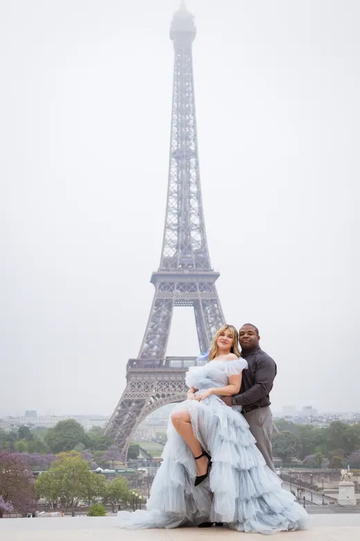 Couple photographed in Paris by Anna