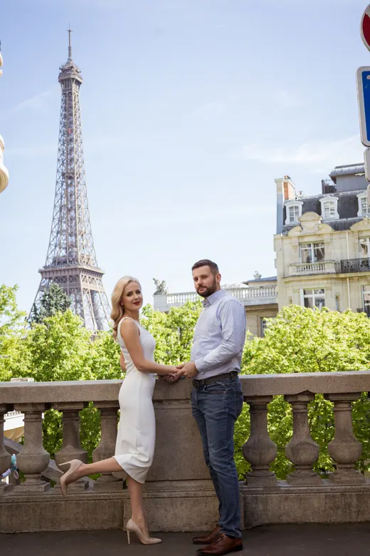 Photograph from the Couple — Trocadéro, day session in Paris by Anna