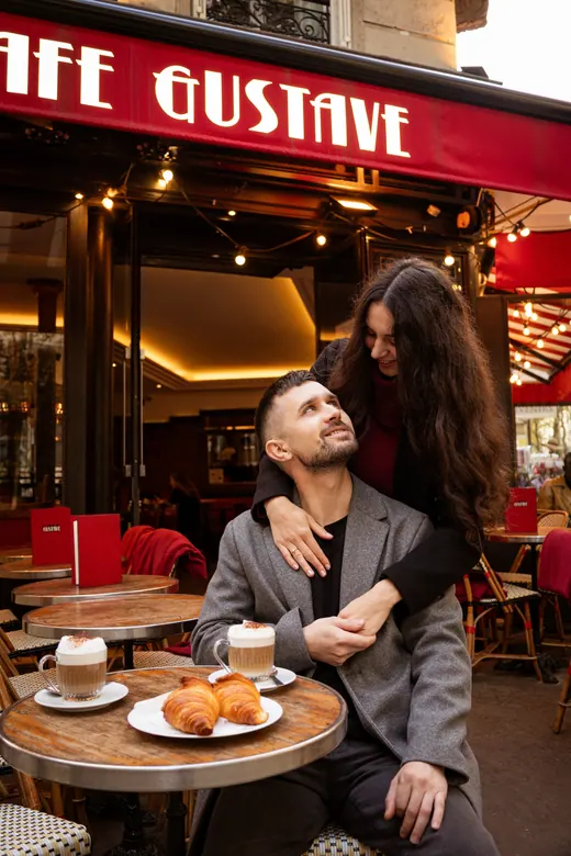 Photograph from the Couple — coats and Café Gustave session in Paris by Anna