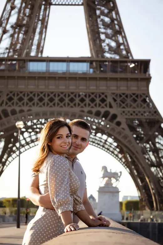 Photograph from the Couple — beige dress, day session in Paris by Anna