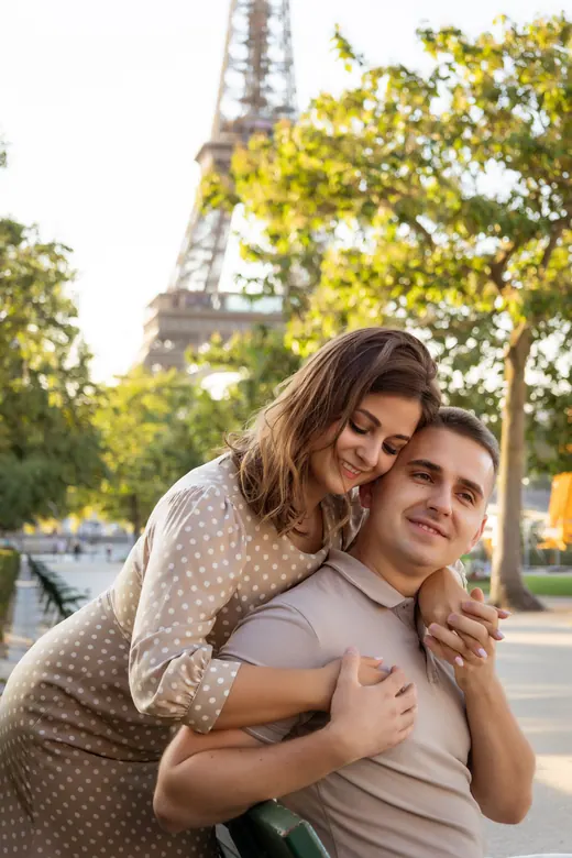 Photograph from the Couple — beige dress, day session in Paris by Anna