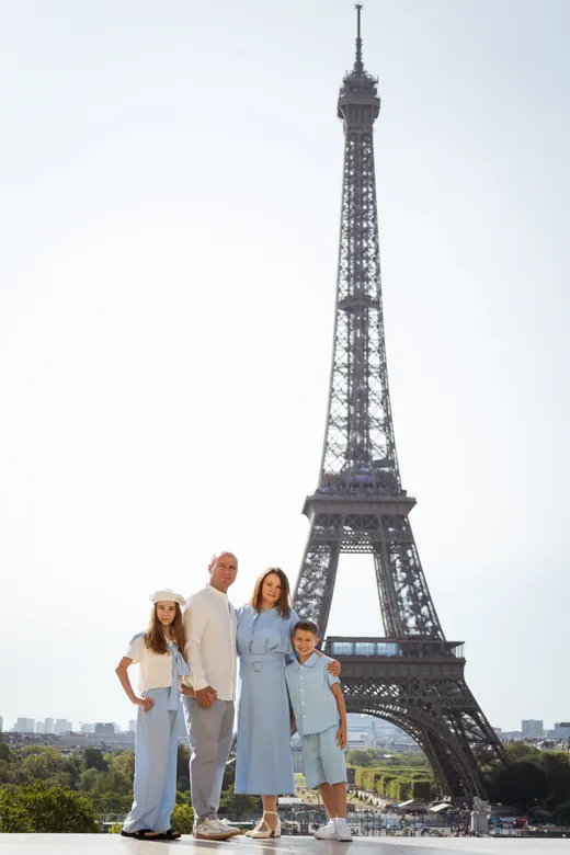 Photograph from the Family — pale blue, day session in Paris by Anna