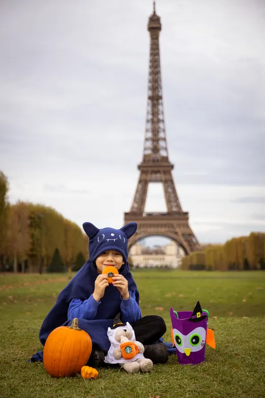 Photograph from the Family — autumn & pumpkins session in Paris by Anna