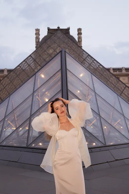 Photograph from the Family — Louvre pyramid session in Paris by Anna