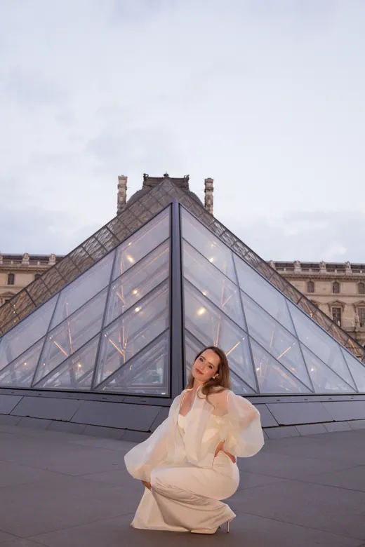 Photograph from the Family — Louvre pyramid session in Paris by Anna