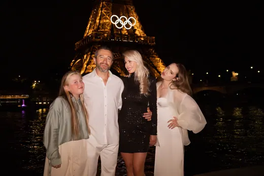 Photograph from the Family — Olympic rings, night session in Paris by Anna
