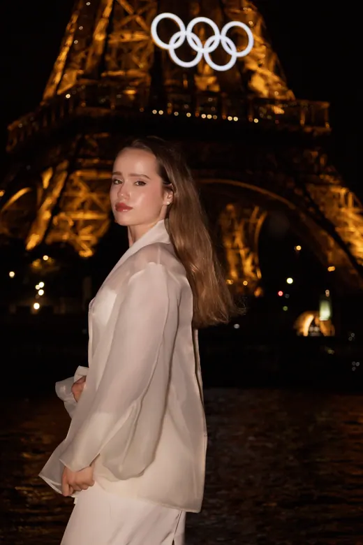 Photograph from the Family — Olympic rings, night session in Paris by Anna