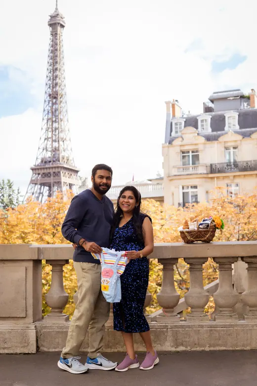 Photograph from the Family — picnic, bridge session in Paris by Anna