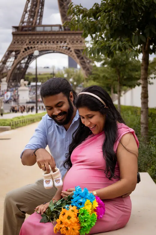 Photograph from the Family — picnic, bridge session in Paris by Anna