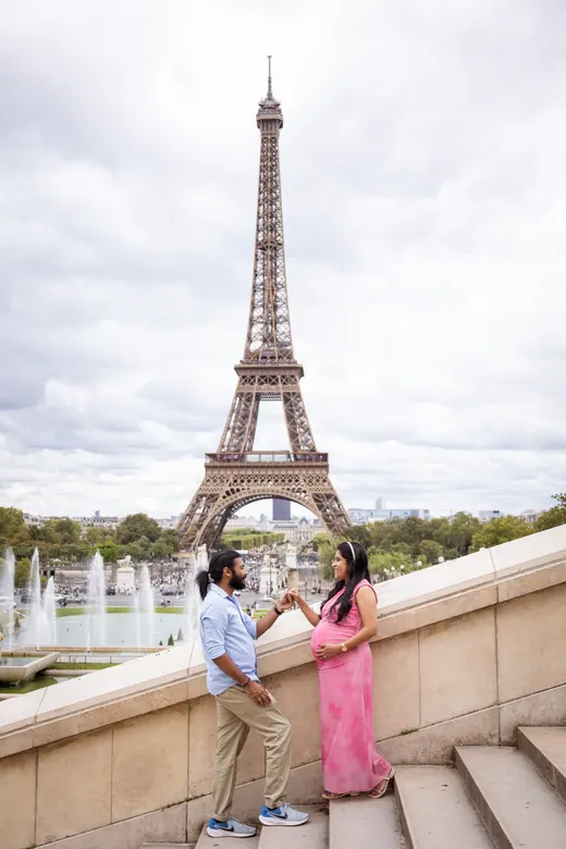 Photograph from the Family — picnic, bridge session in Paris by Anna