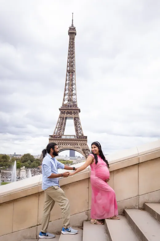 Photograph from the Family — picnic, bridge session in Paris by Anna