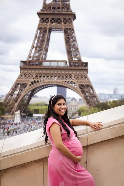 Photograph from the Family — picnic, bridge session in Paris by Anna