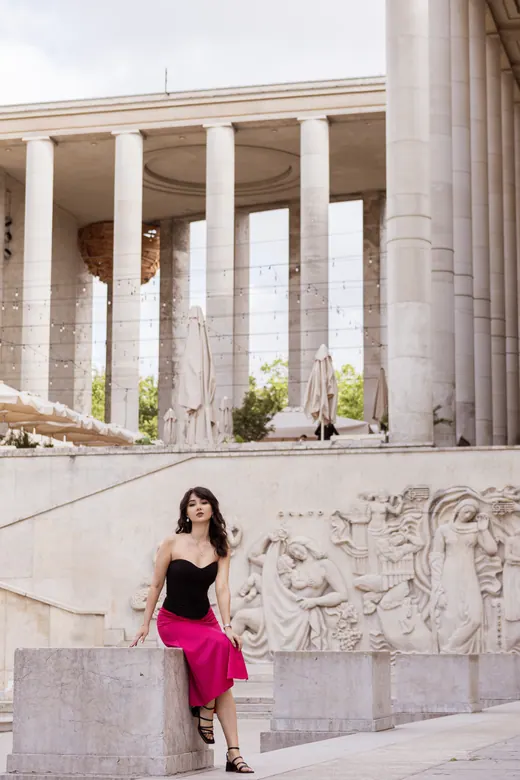 Photograph from the Red skirt — park & colonnade session in Paris by Anna