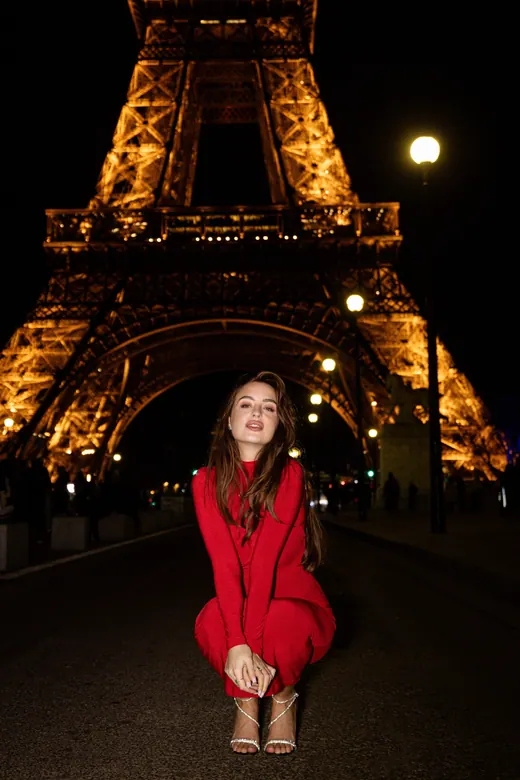 Photograph from the Brown skirt — dusk to dark session in Paris by Anna