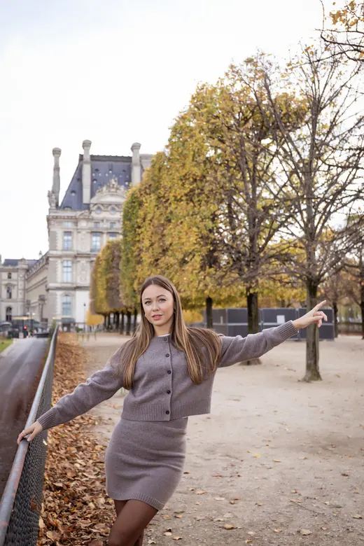Photograph from the Grey suit — Tuileries session in Paris by Anna