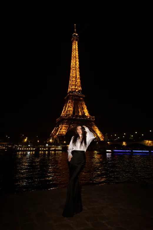 Solo portrait session in Paris by Anna