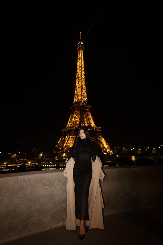 Photograph from the Black — night, far session in Paris by Anna