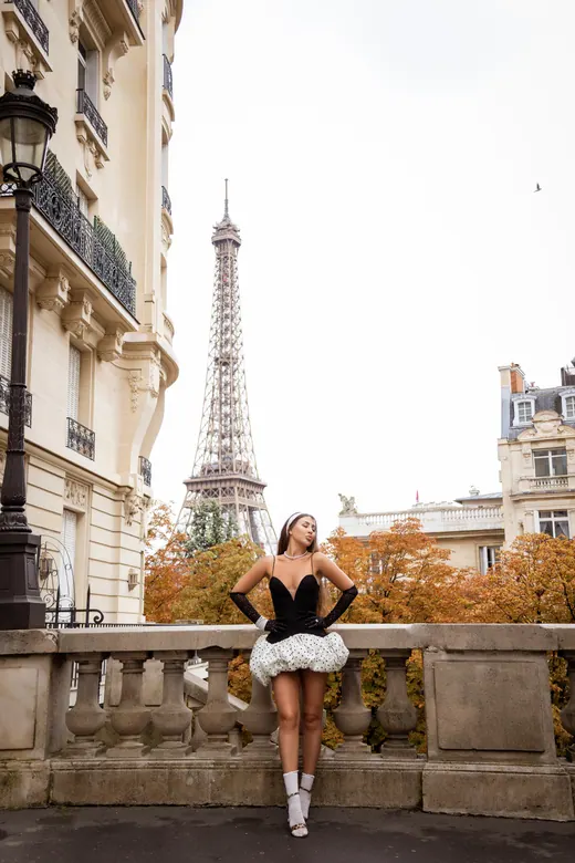 Photograph from the Pink dress — jump session in Paris by Anna