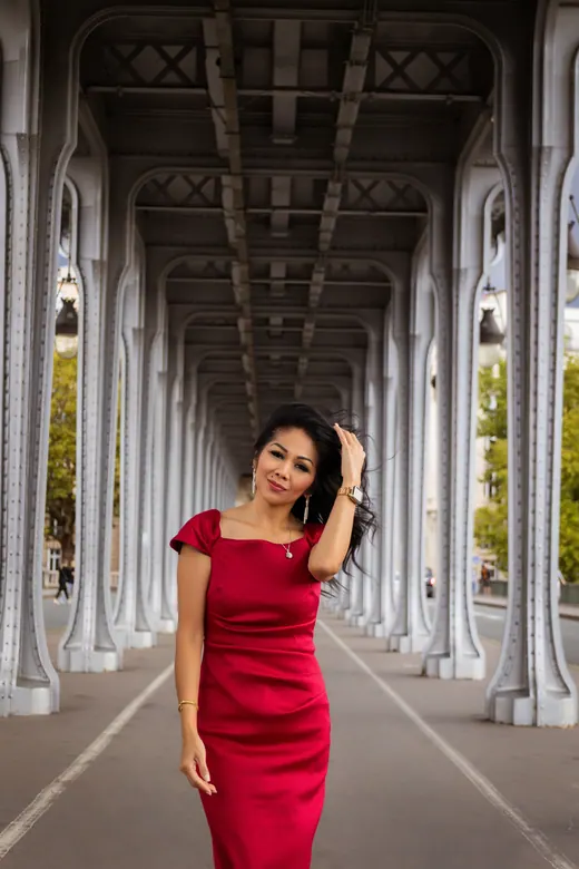 Solo portrait session in Paris by Anna