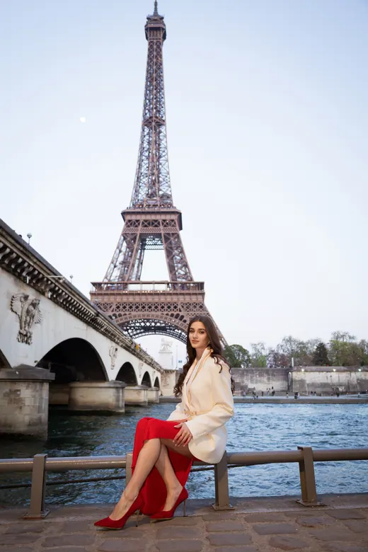 Photograph from the Blue dress — blossom session in Paris by Anna