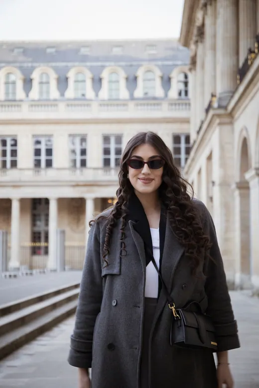 Photograph from the Long coat — Palais-Royal session in Paris by Anna