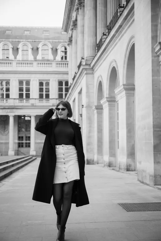 Photograph from the White skirt — Palais-Royal session in Paris by Anna