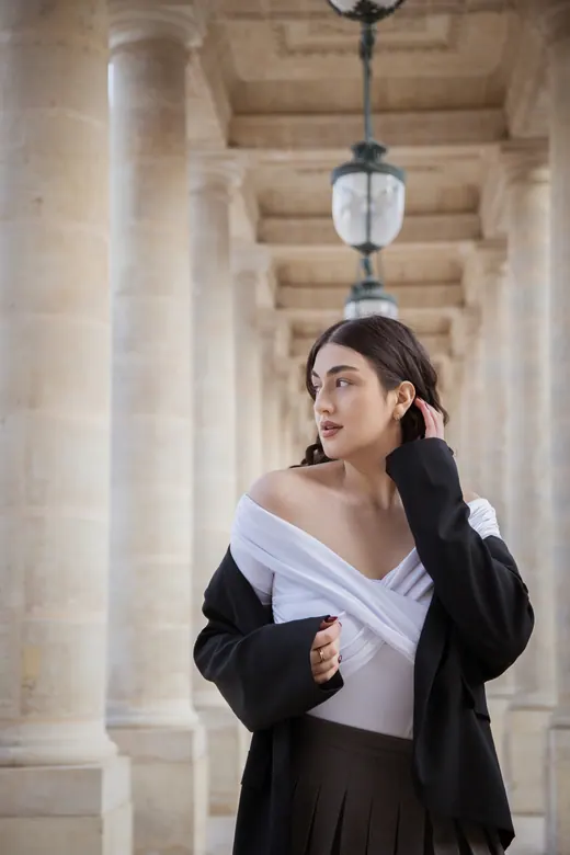 Photograph from the Long coat — Palais-Royal session in Paris by Anna