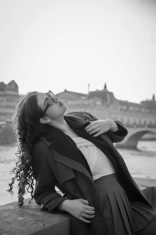 Photograph from the Long coat — Palais-Royal session in Paris by Anna