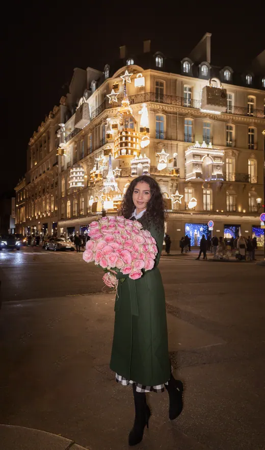 Photograph from the Proposal — roses at night session in Paris by Anna