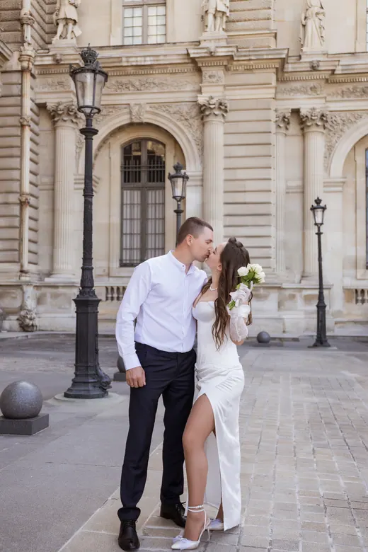 Photograph from the Wedding — Trocadéro & street session in Paris by Anna