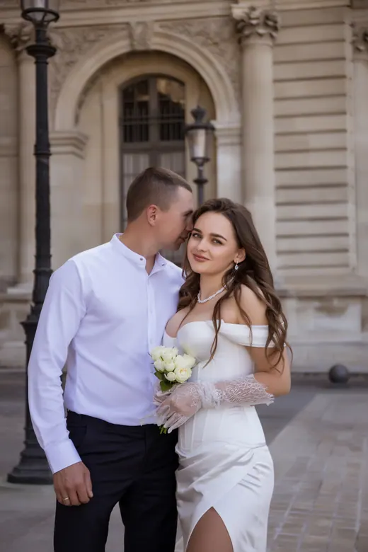 Photograph from the Wedding — Trocadéro & street session in Paris by Anna