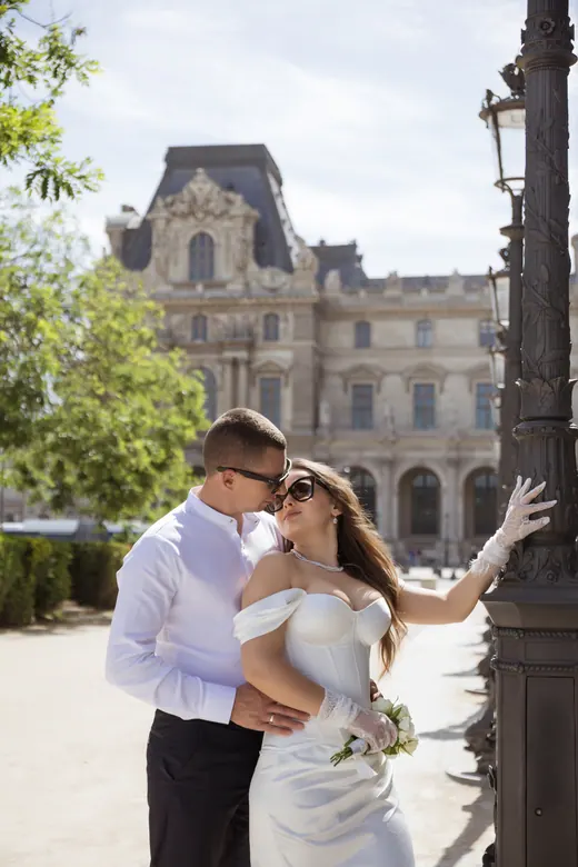 Photograph from the Wedding — Trocadéro & street session in Paris by Anna