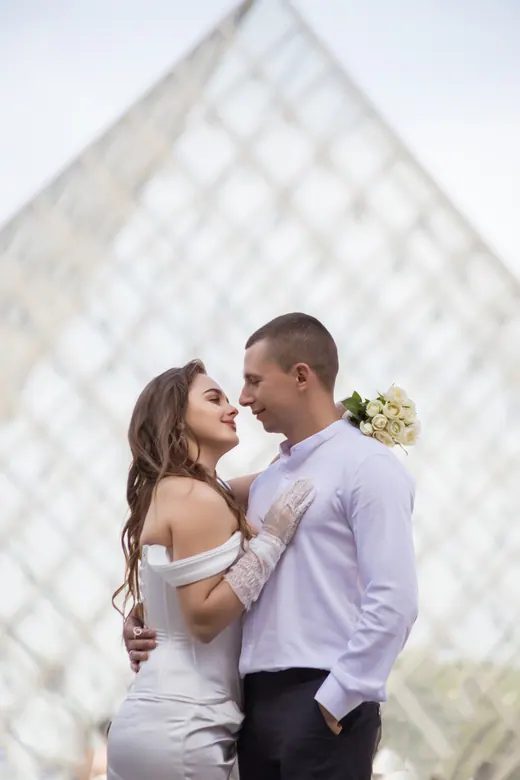 Photograph from the Wedding — Trocadéro & street session in Paris by Anna