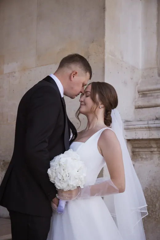 Photograph from the Wedding — hydrangeas at the Louvre session in Paris by Anna