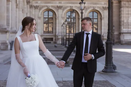Photograph from the Wedding — hydrangeas at the Louvre session in Paris by Anna