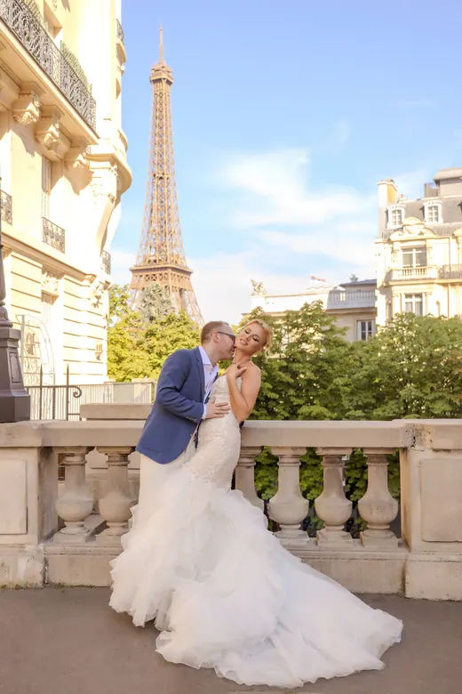 Wedding photography in Paris by Anna